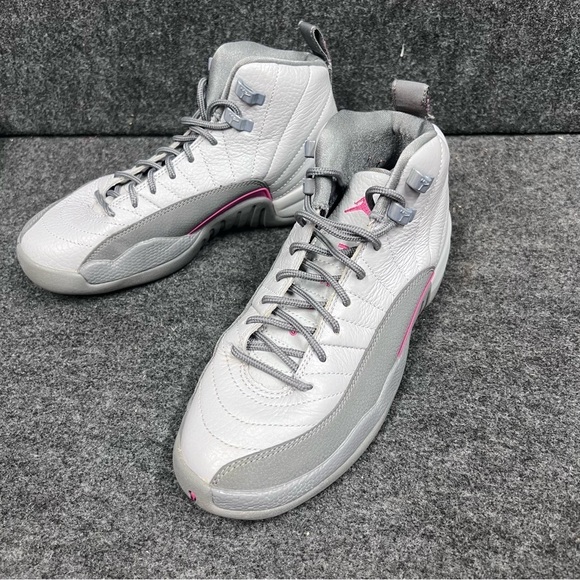 Nike Air Jordan 12 Retro Wolf Grey Vivid Pink 510815-029 GS Sz 5Y - Picture 8 of 13